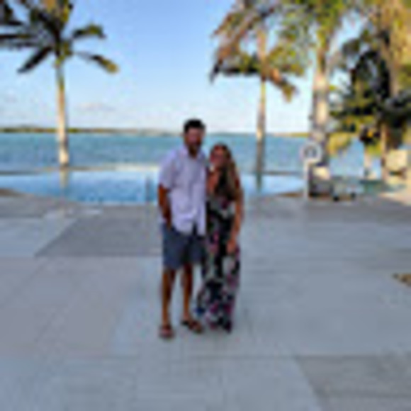 Meet your Posher, Katie - Picture 1 of 1